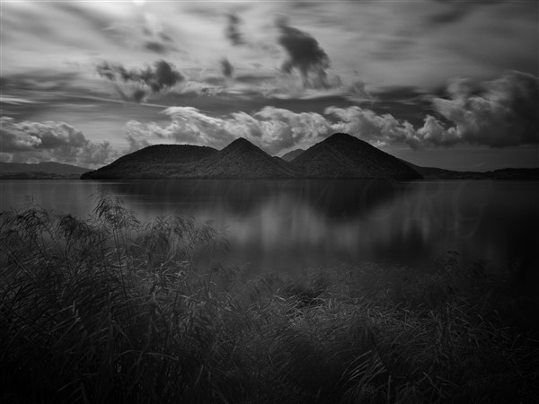洞爺湖の赤外線写真