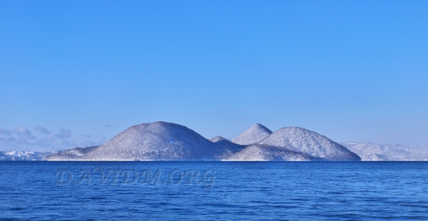 晴れの洞爺湖の写真